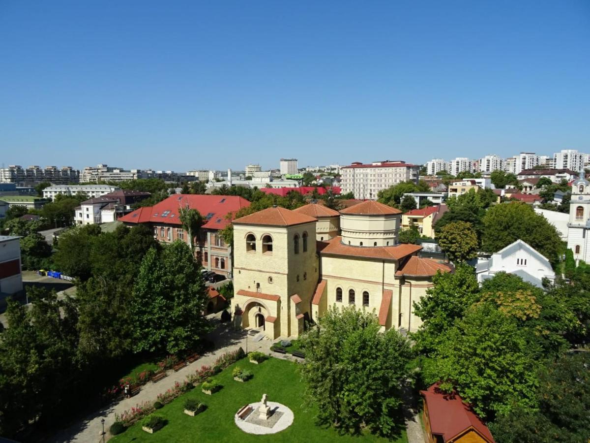 Carla'S Apart Palas-Hala Centrala 1 Bedroom, Airport Shuttle Iasi Buitenkant foto
