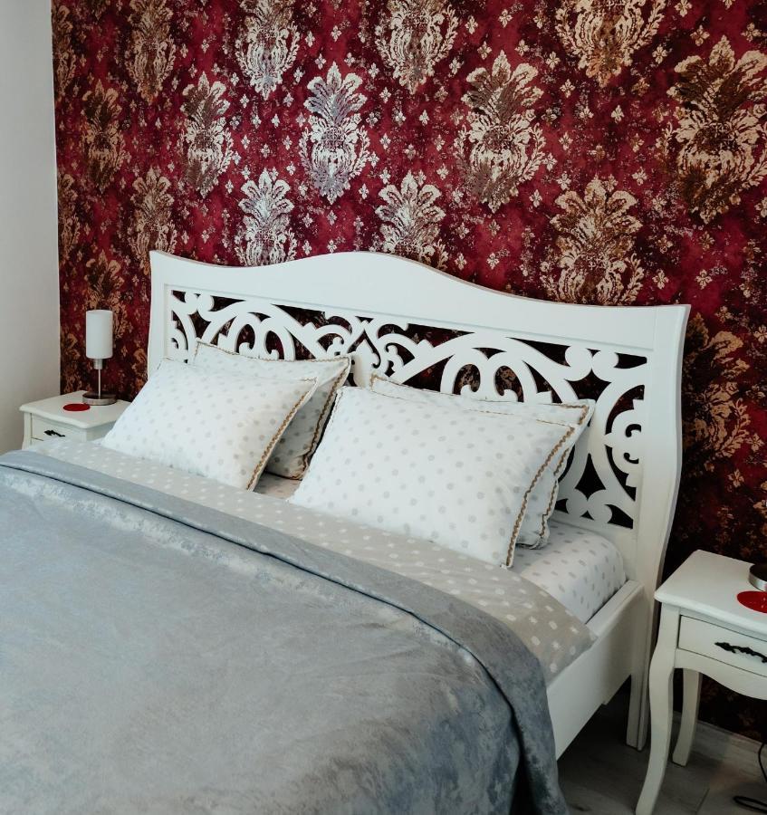 Carla'S Apart Palas-Hala Centrala 1 Bedroom, Airport Shuttle Iasi Buitenkant foto